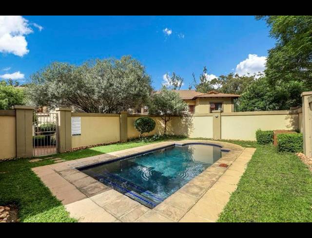 2 BEDROOM PROPERTY TO RENT IN BRYANSTON